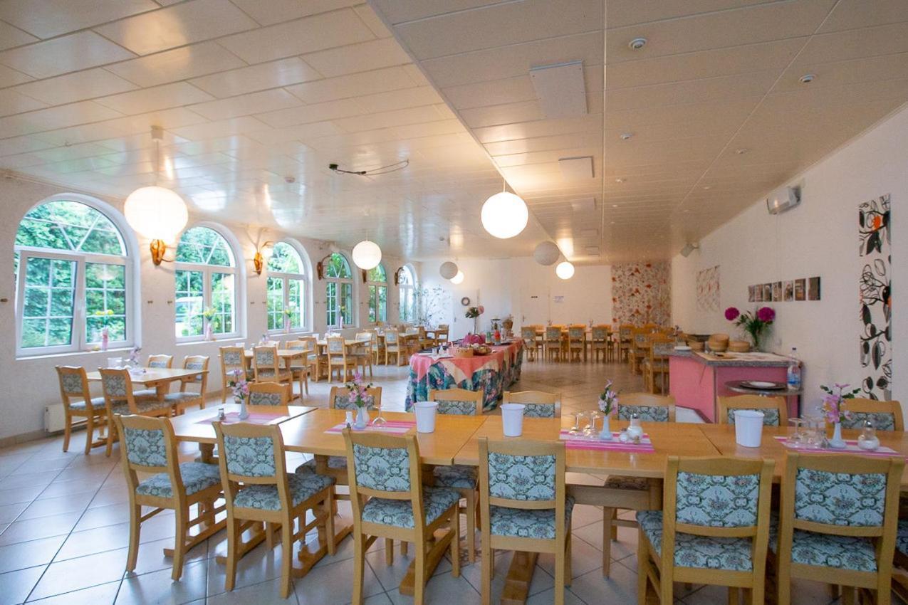Hotel Dolgesheim Luaran gambar